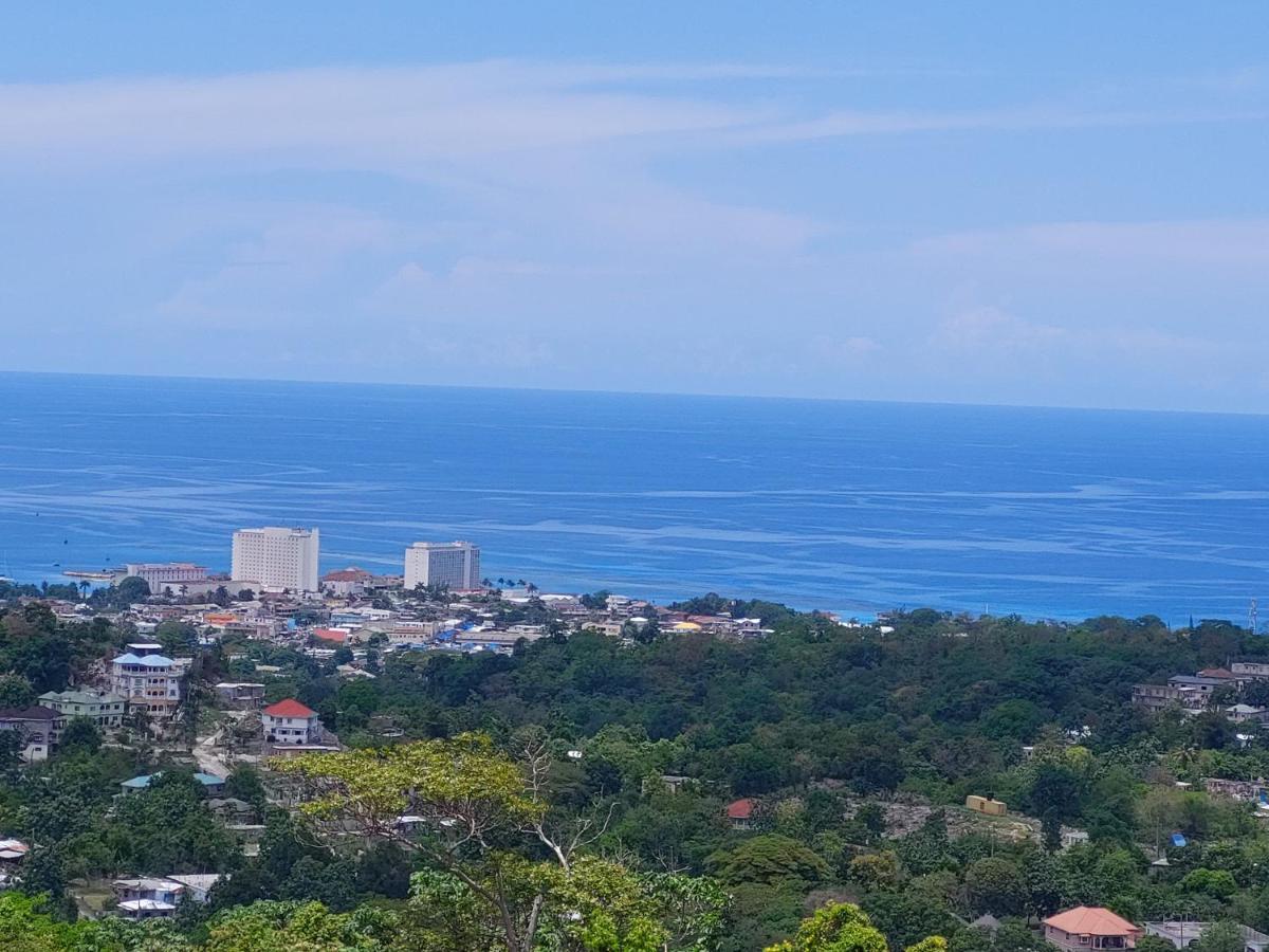 Pyramid Joy, 2 Bedroom Villa, Ocho Rios, Jamaica Eksteriør bilde